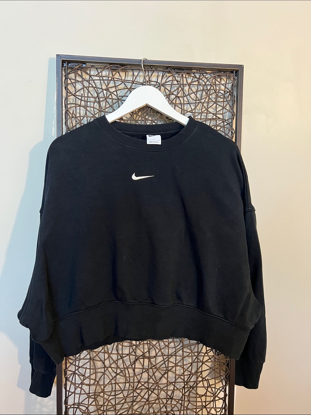 Nike Sportswear Phoenix Fleece crew sweatshirt black oversized ctr swoosh embr S